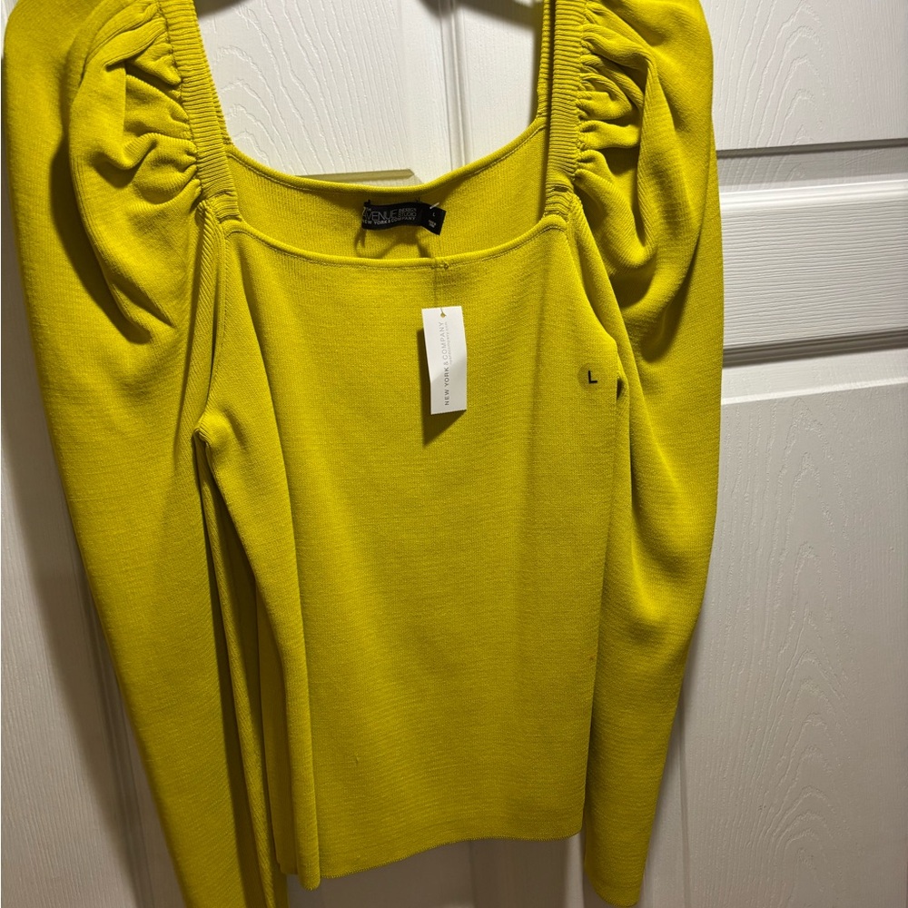 Square Neck Top - Picture 6 of 8